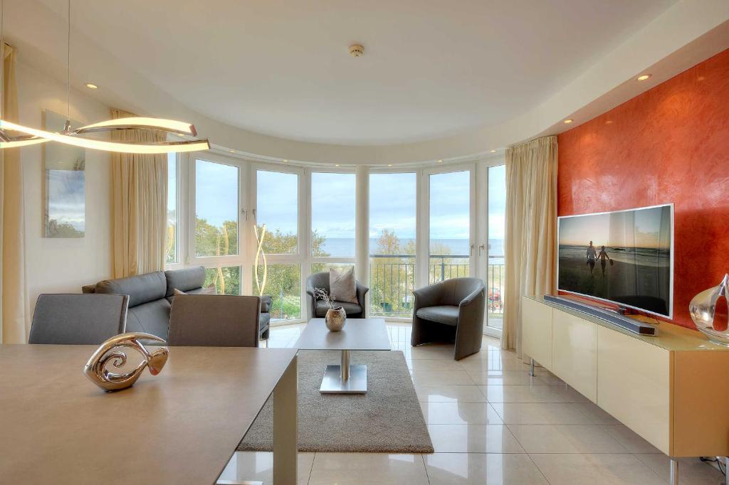 Villa Louise Nr 9 — 4-Star Luxury Hotel in Ahlbeck, Germany