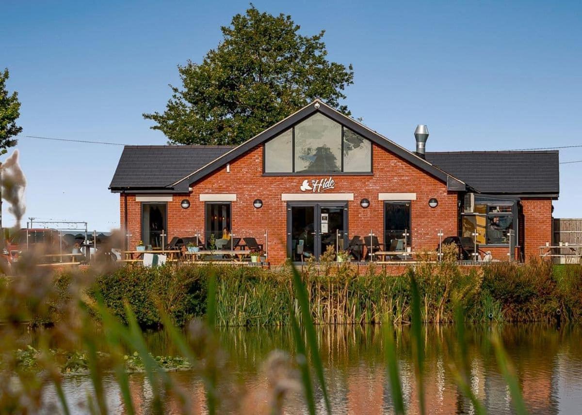Herons Mead Cottages - last minute hotel in Skegness