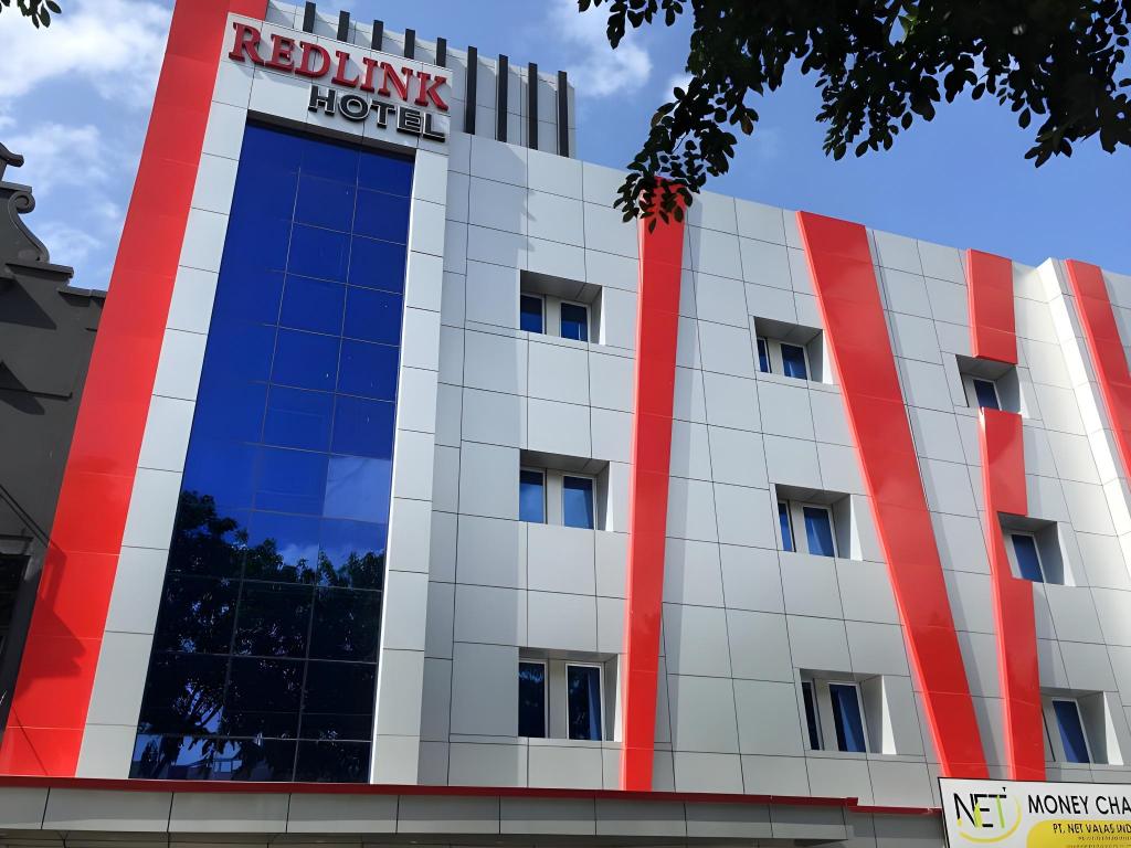 Redlink Hotel - carbon neutral hotel in Batam