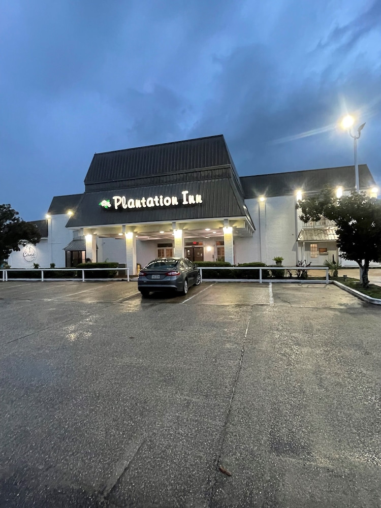 Plantation Inn Of Houma — Houma