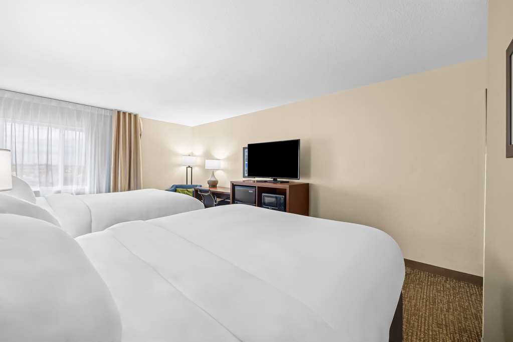 Comfort Inn & Suites Pueblo - photo 14