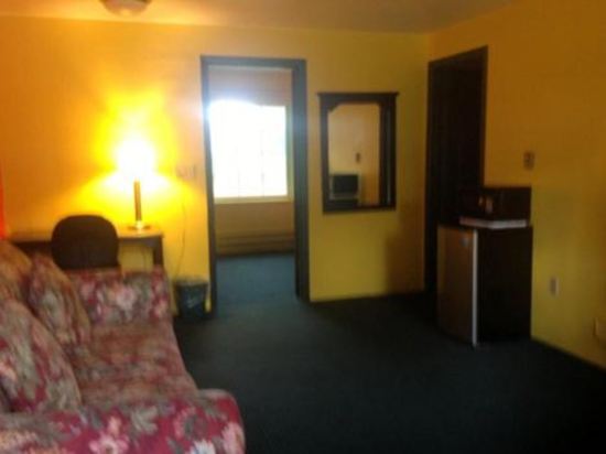 Holly Motel Southampton - photo 14