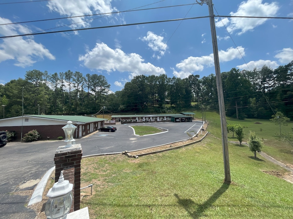 Pine Tree Inn - photo 54