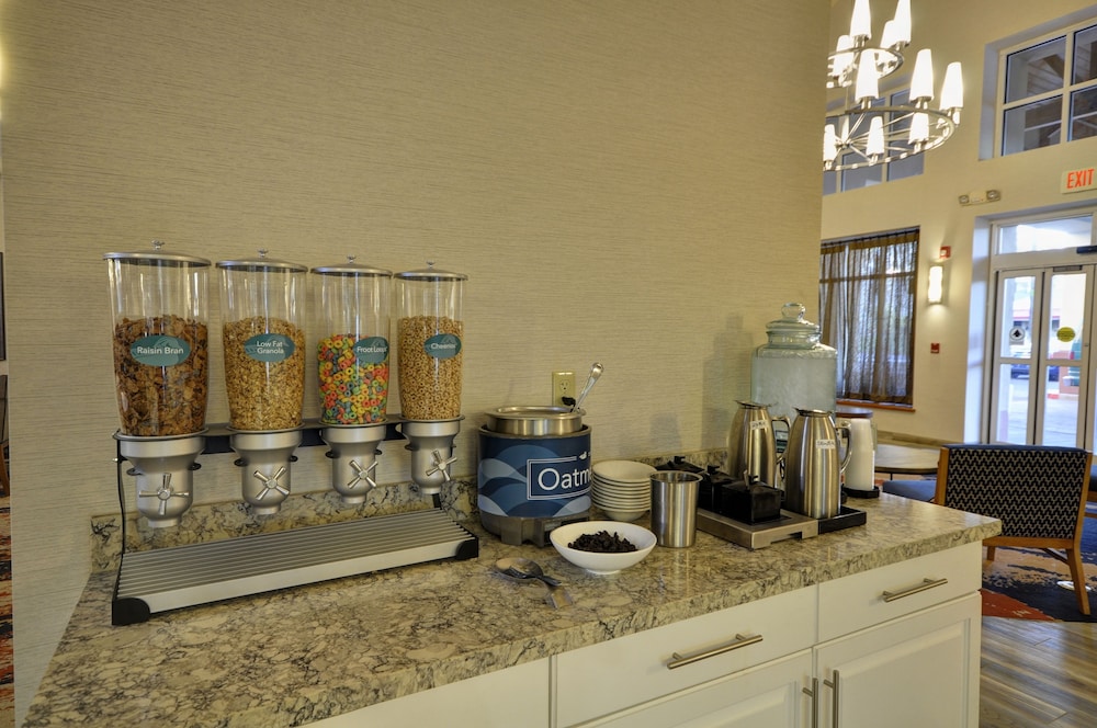 Homewood Suites by Hilton Phoenix Biltmore - photo 39