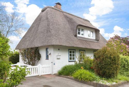 Ferienhaus Seeraeuberhaeuschen ID 442 in Tating, Germany