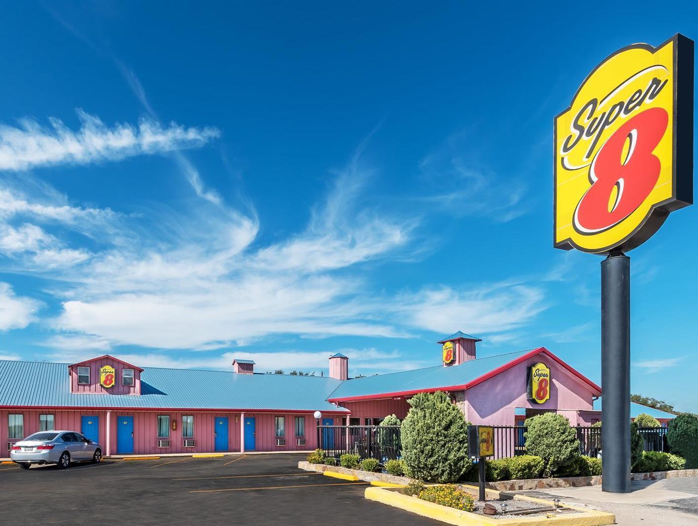 Super 8 by Wyndham Eastland - photo 19