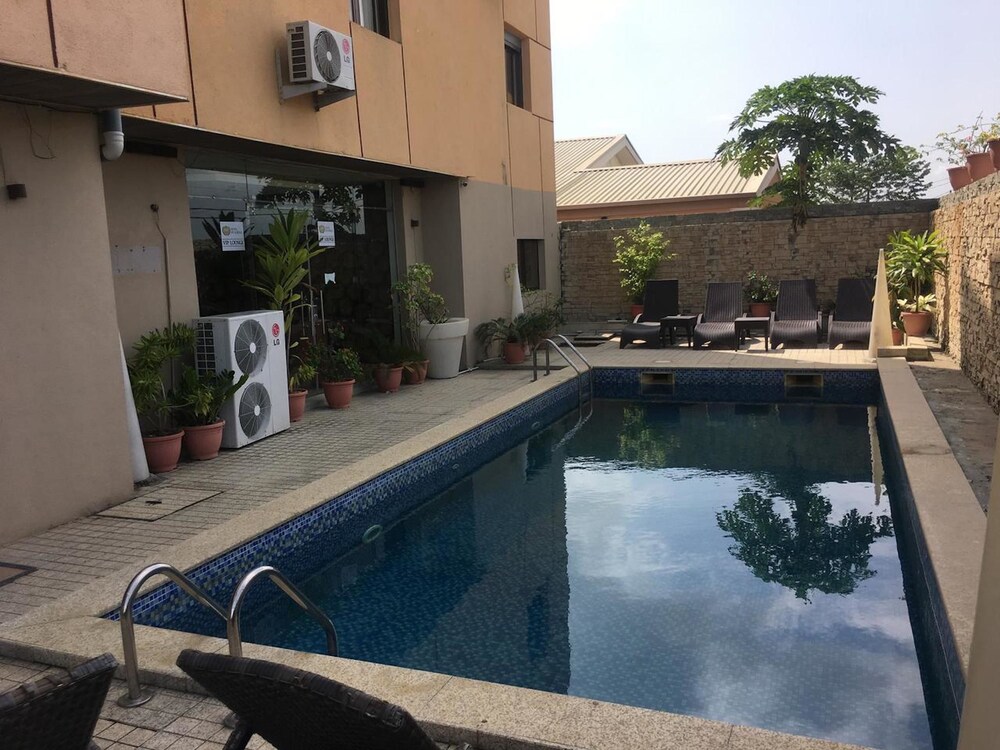 Hotel De Kajola - last minute hotel in Lagos