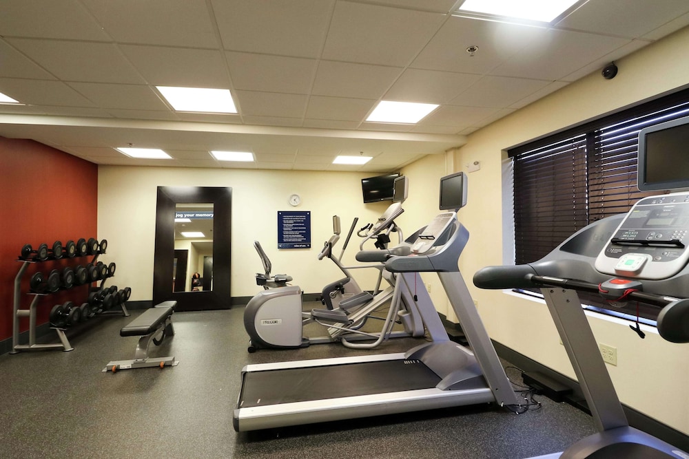 Hampton Inn Columbus South - photo 76