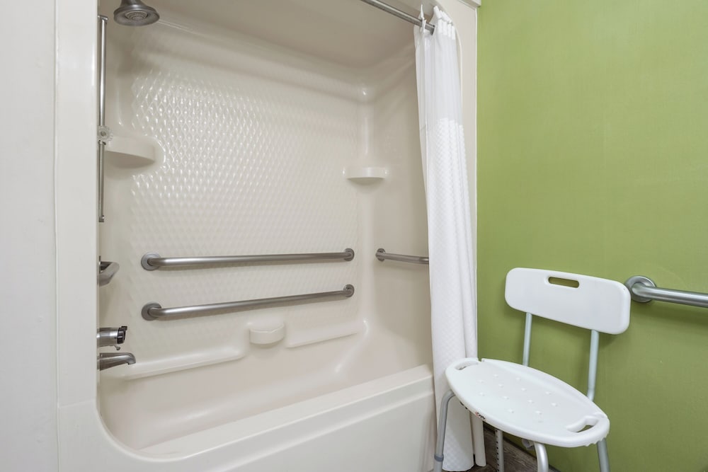 Baymont by Wyndham Fort Collins - photo 15
