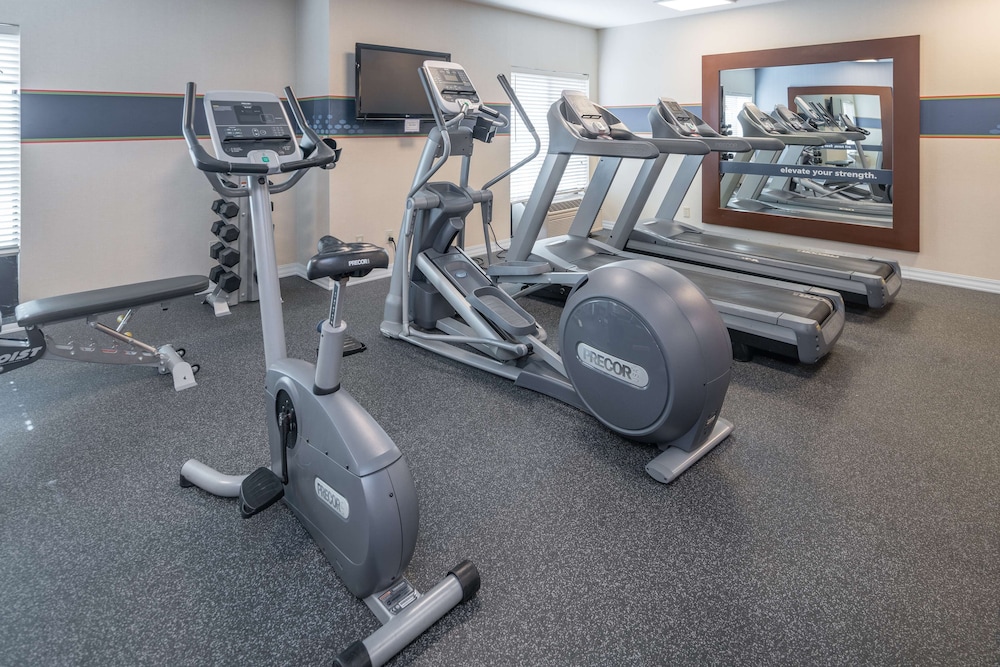 Hampton Inn Livermore - photo 29