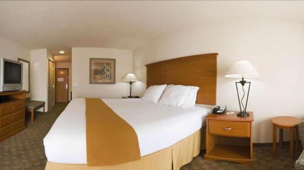 Holiday Inn Express Socorro by IHG - photo 10