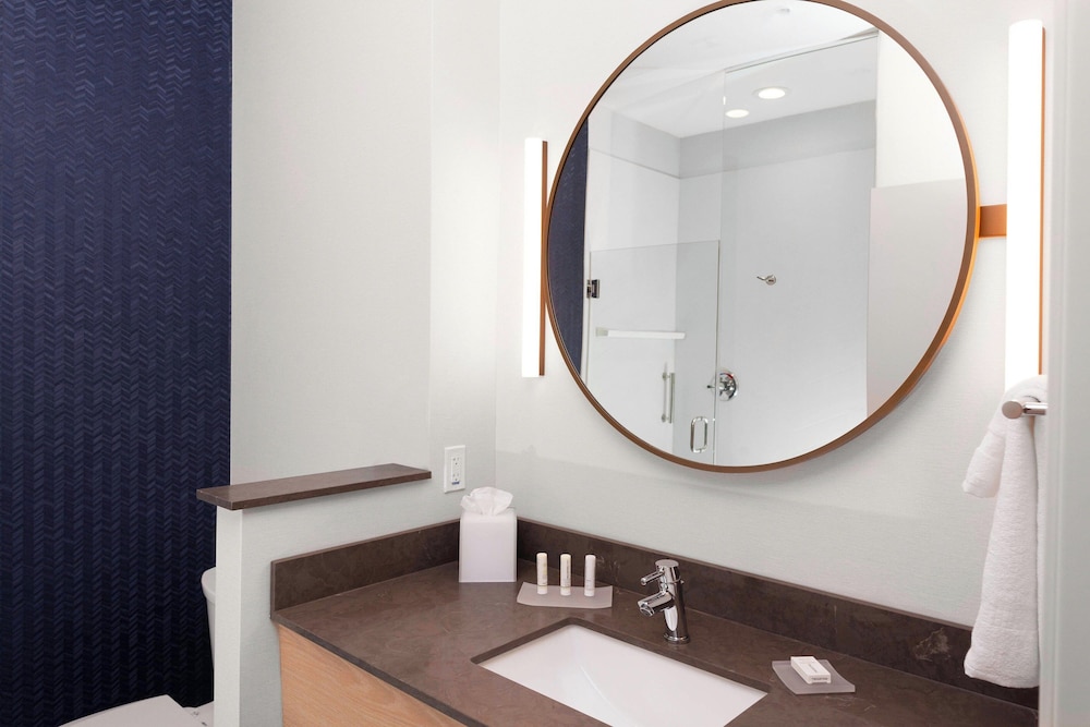 Fairfield Inn & Suites by Marriott Fort Morgan - photo 9
