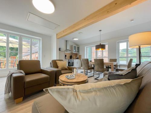 Gut Groß Fedderwarden Ferienwohnung Alma — 4-Star Luxury Hotel in Butjadingen, Germany