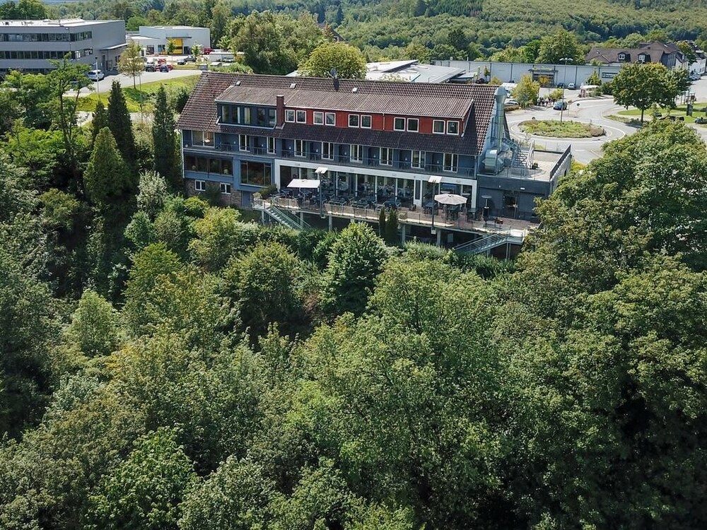 BergJohanneshöhe - carbon neutral hotel in Siegen