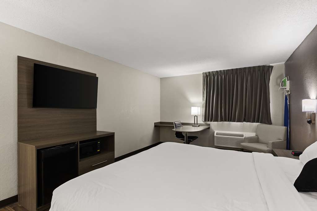 Red Lion Inn & Suites Caseyville - photo 15