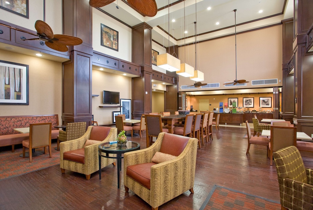 Hampton Inn & Suites New Braunfels - photo 13