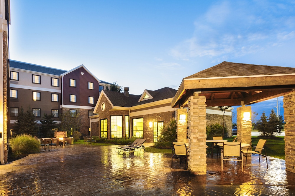 Staybridge Suites Toledo Maumee by IHG - photo 24