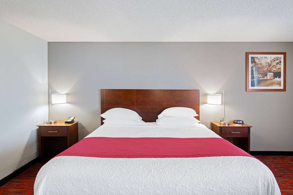 Ramada by Wyndham Bowling Green - photo 28