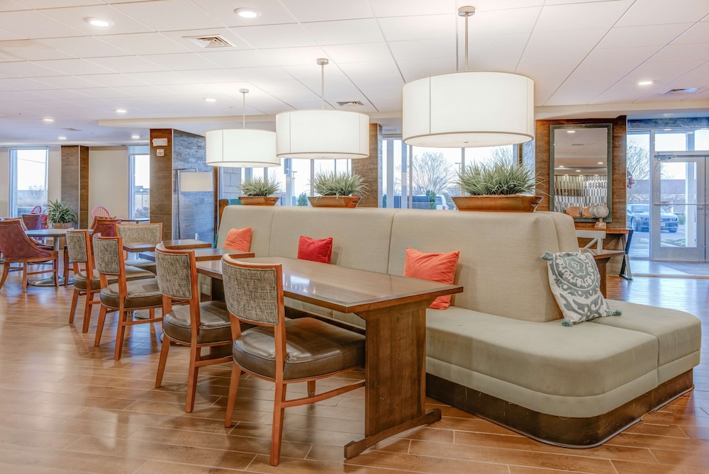 Home2 Suites by Hilton Rock Hill - photo 4