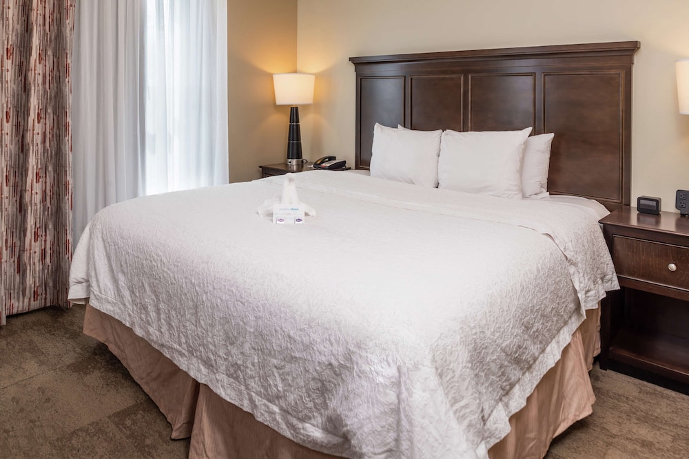 Hampton Inn & Suites Charlotte Arrowood Rd. - photo 24