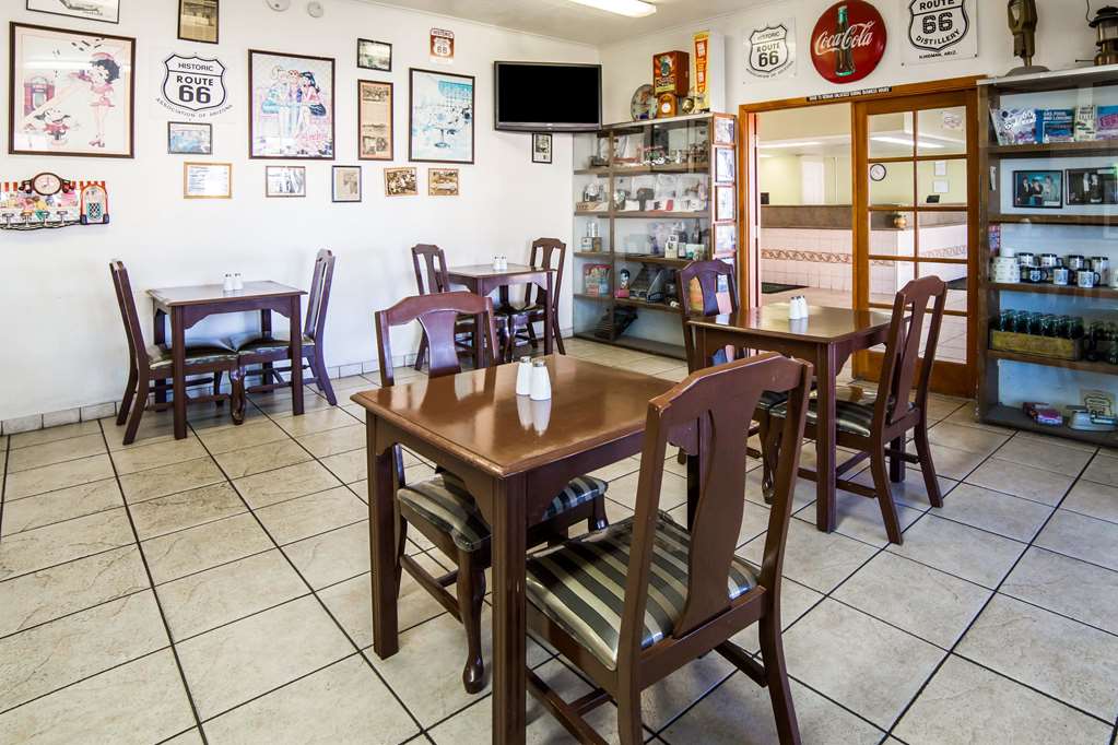 Rodeway Inn Kingman Route 66 - photo 24