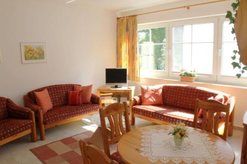 Hafenstrasse 34 Wohnung 3 — 4-Star Luxury Hotel in Zingst, Germany
