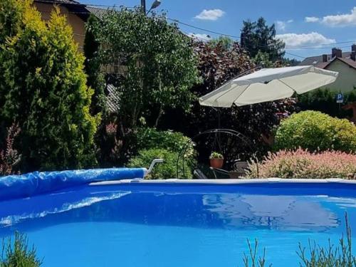 Wieczorek Pokoje Gościnne Całoroczne jacuzzi ogrodowe in Szczyrk, Poland