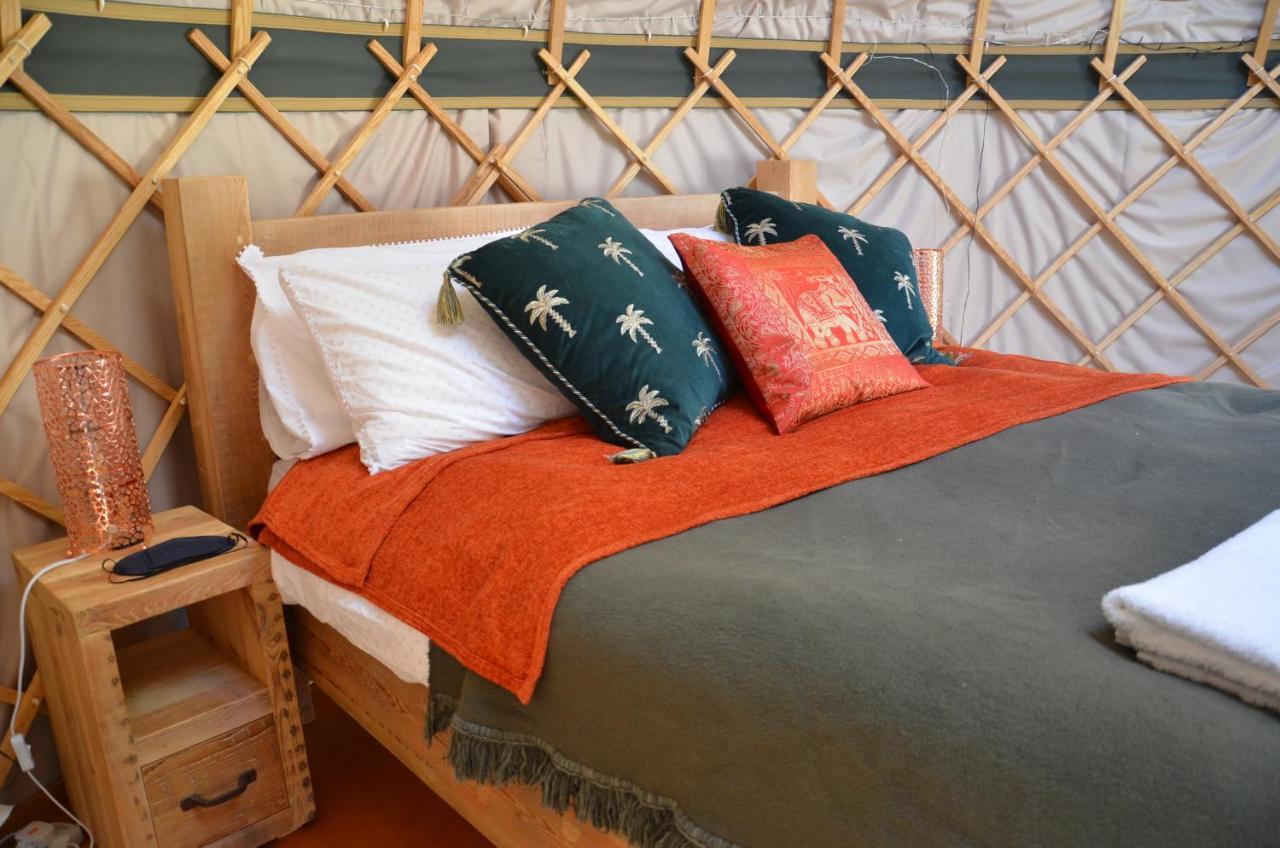 Stamford Meadows Glamping with Private Hot Tubs in Stamford, United Kingdom