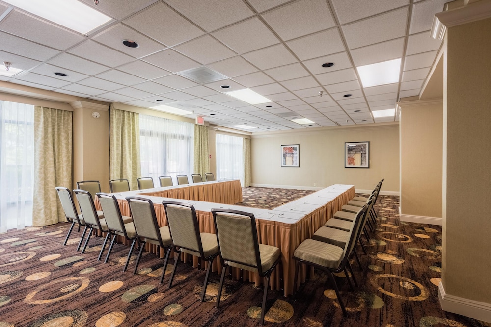 Hampton Inn Meridian - photo 40
