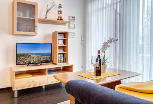 Schloonseevillen FeWo 17 — 4-Star Luxury Hotel in Seebad Bansin, Germany