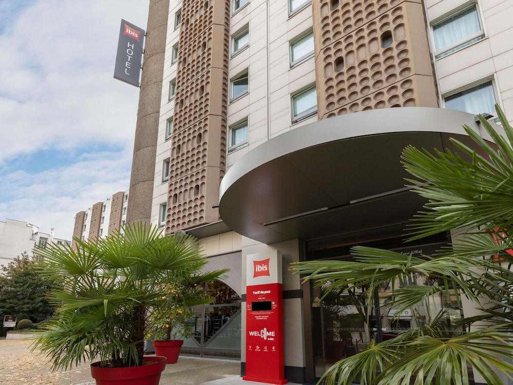 Hotel image of Ibis Paris Eiffel Tower Cambronne 15Th
