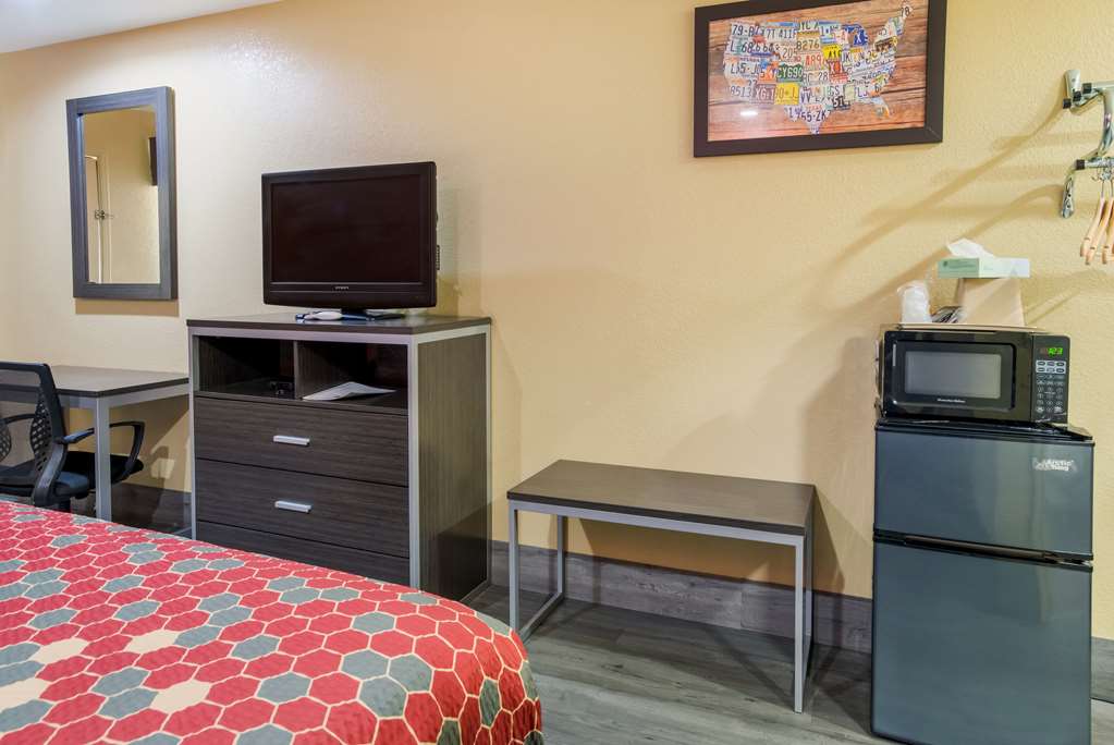 Econo Lodge Lake Charles University Area - photo 12