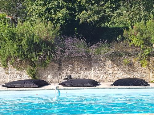 La Loge Du Grand Cedre Gite De Charme — Fontcouverte