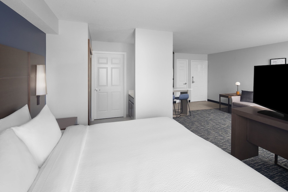 Residence Inn by Marriott Holland - photo 5