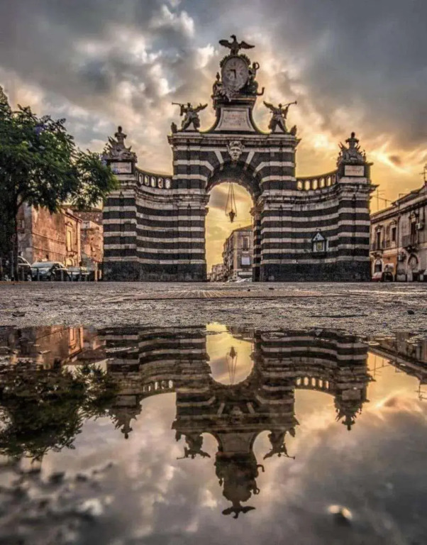 Suite samì — 4-Star Luxury Hotel in Catania, Italy