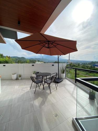 Sunset House — 4-Star Luxury Hotel in Lucban, Philippines