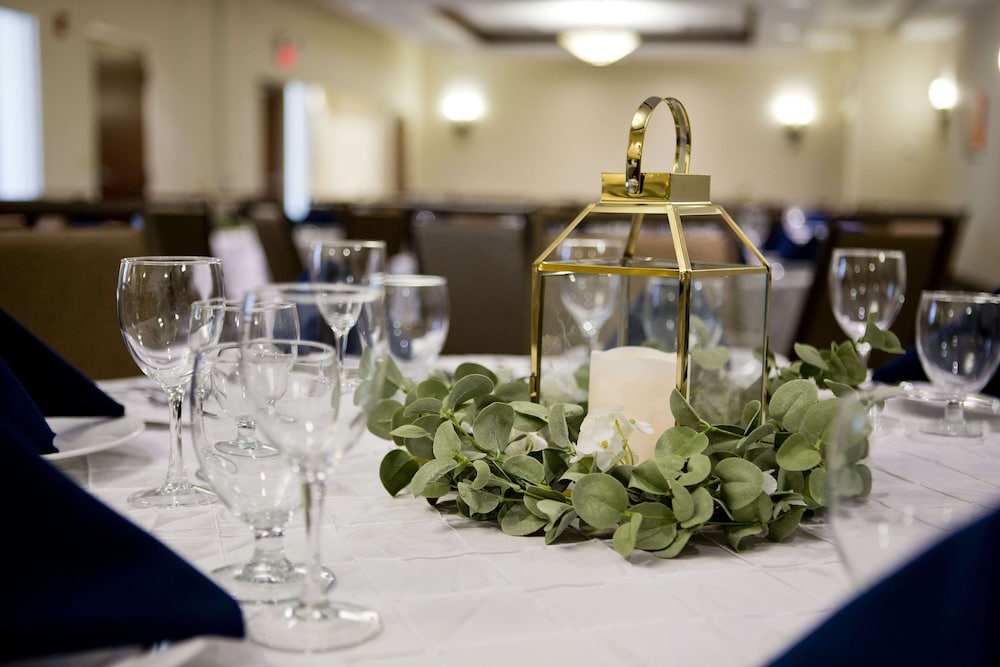 Hilton Garden Inn Winchester - photo 50