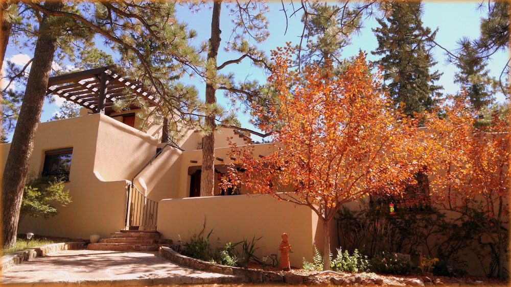 Adobe Inn at Cascade — hotel in Cascade-Chipita Park