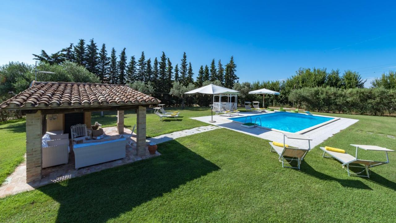 Il Podere di Fi 8 Emma Villas — 4-Star Luxury Hotel in Torre San Patrizio, Italy