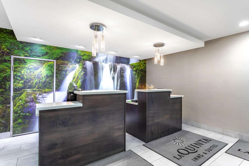 La Quinta Inn & Suites by Wyndham Hopkinsville - photo 5