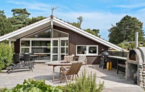 Nice Home In Sjællands Odde With Wifi — 4-Star Luxury Hotel in None, Denmark