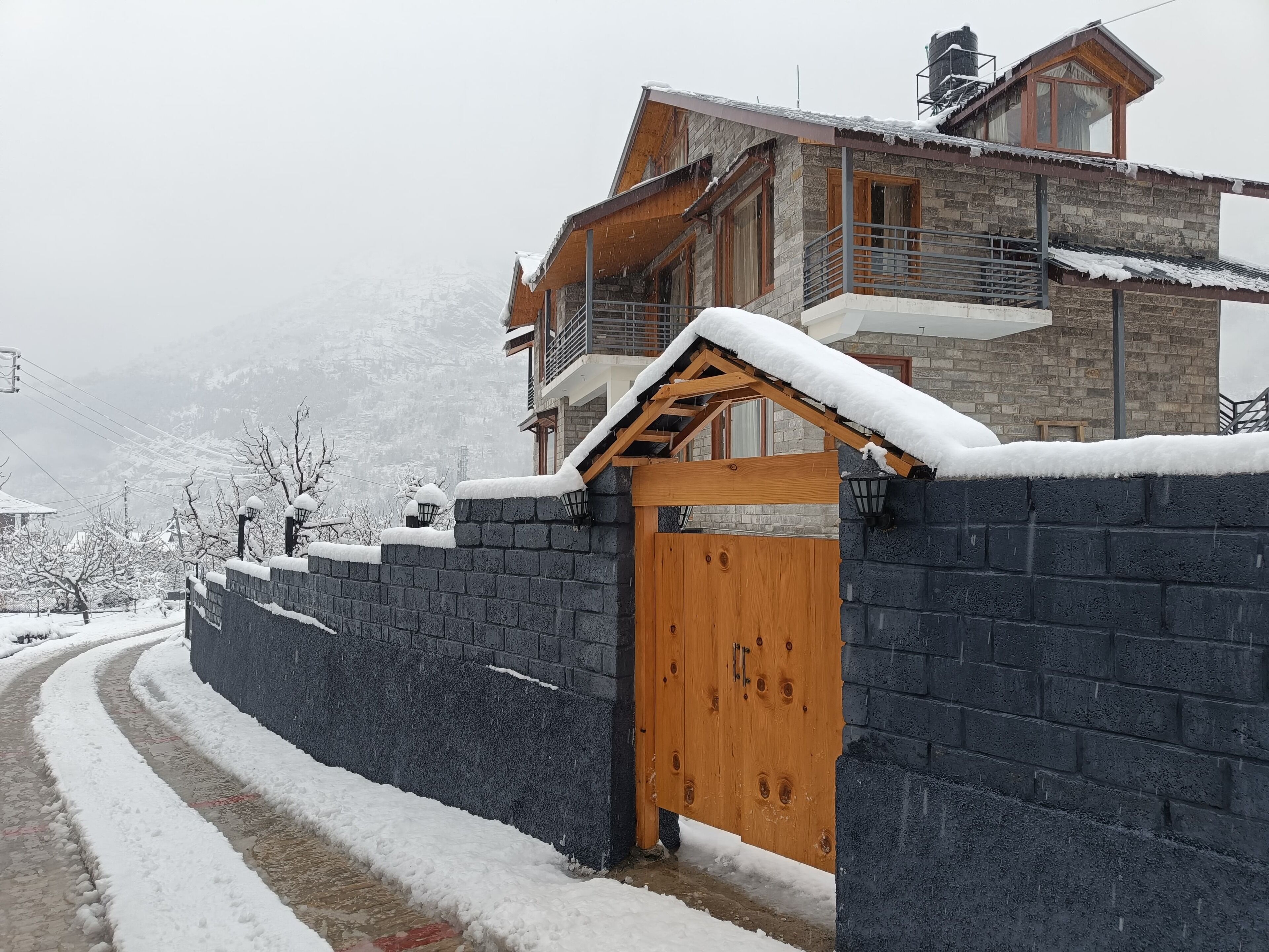 Odbo Stays Manali — Kulu