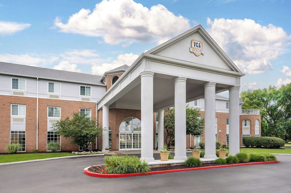 Hilton Vacation Club Varsity Club South Bend IN - photo 47