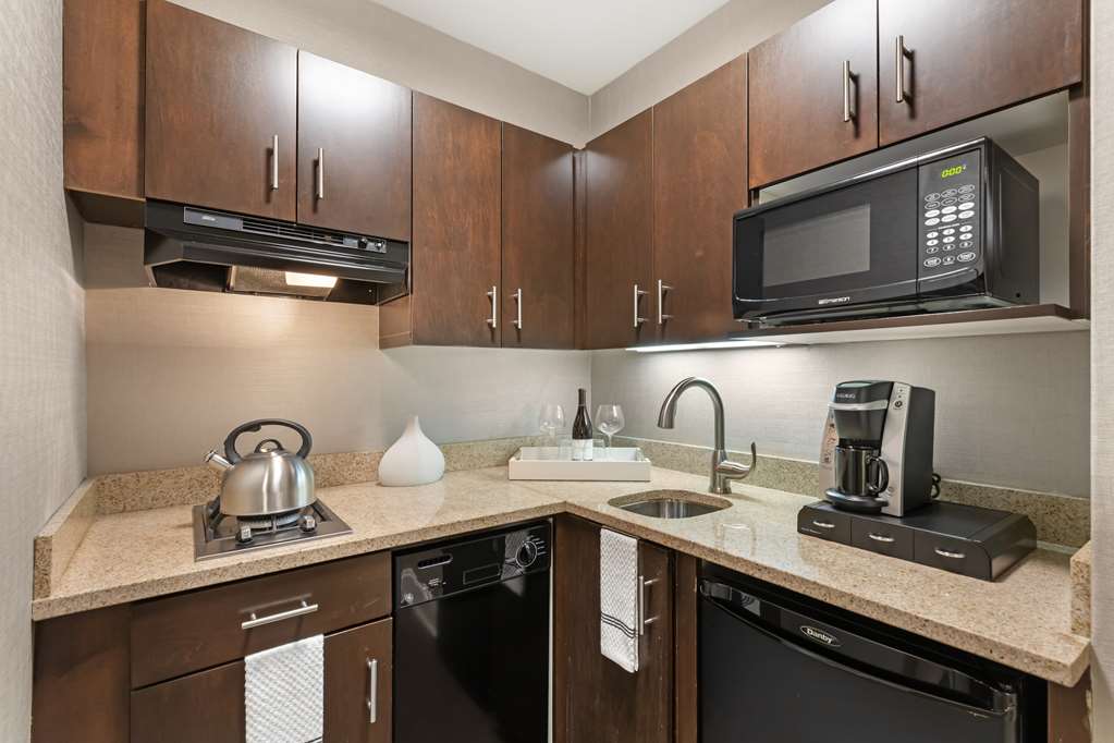 Best Western Plus Hawthorne Terrace Hotel - photo 33