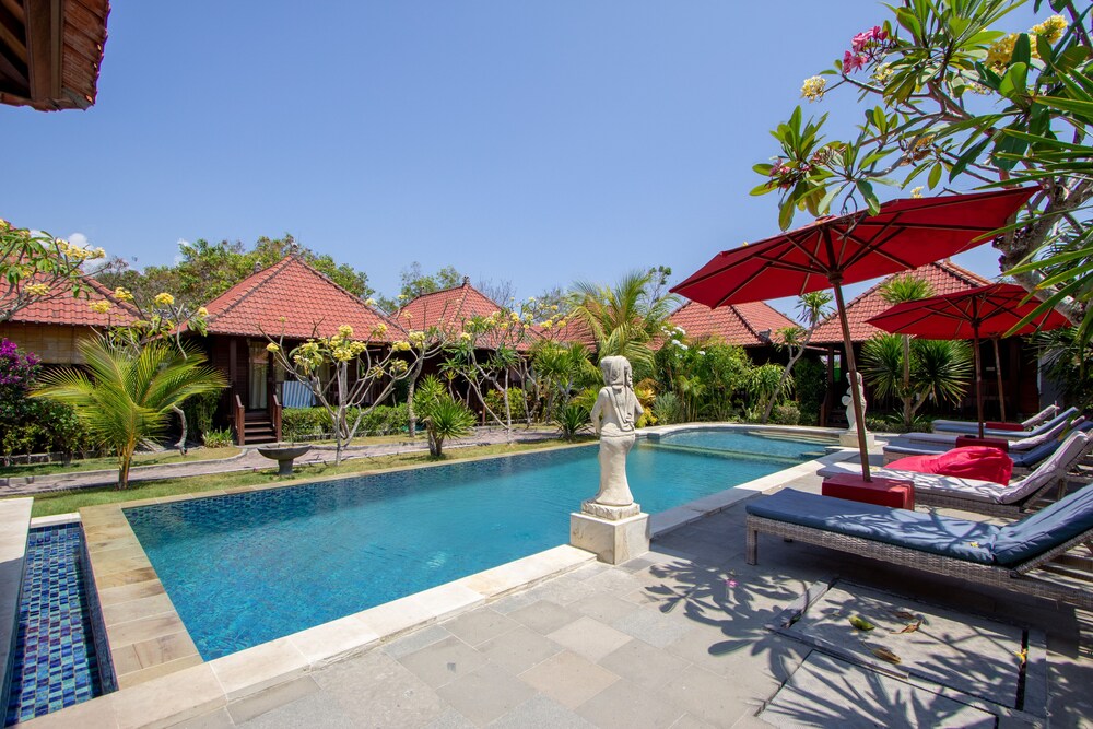 Lembongan Garden Cottages
