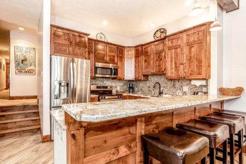 Beaver Creek West Mountain Condo — 4-Star Luxury Hotel in Avon, United States