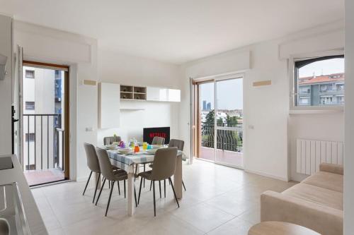 Moderno luminoso spazioso con VISTA — 4-Star Luxury Hotel in Milan, Italy