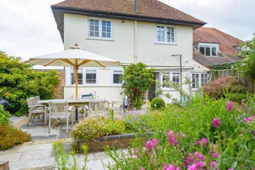 The Old Post Office - carbon neutral hotel in Lymington