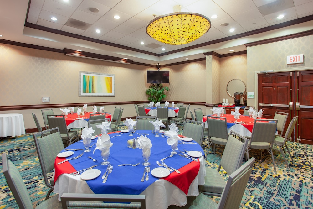 Holiday Inn Hotel & Suites Tallahassee Conference Ctr N by IHG - photo 54