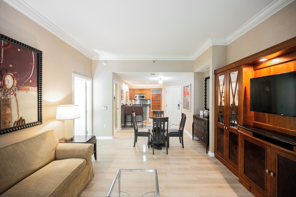 StripViewSuites at Signature - photo 155